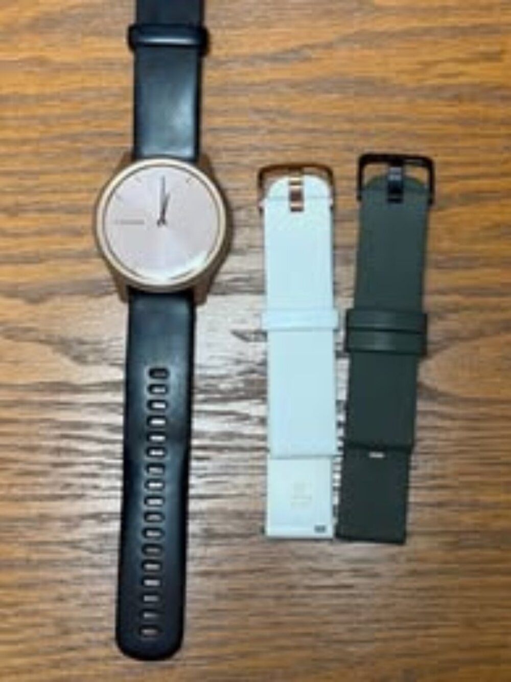 Garmin Vivomove Style - Women’s SmartWatch
